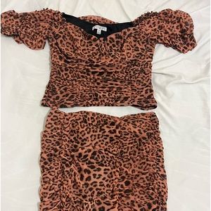 Fashion nova cheetah 2 piece